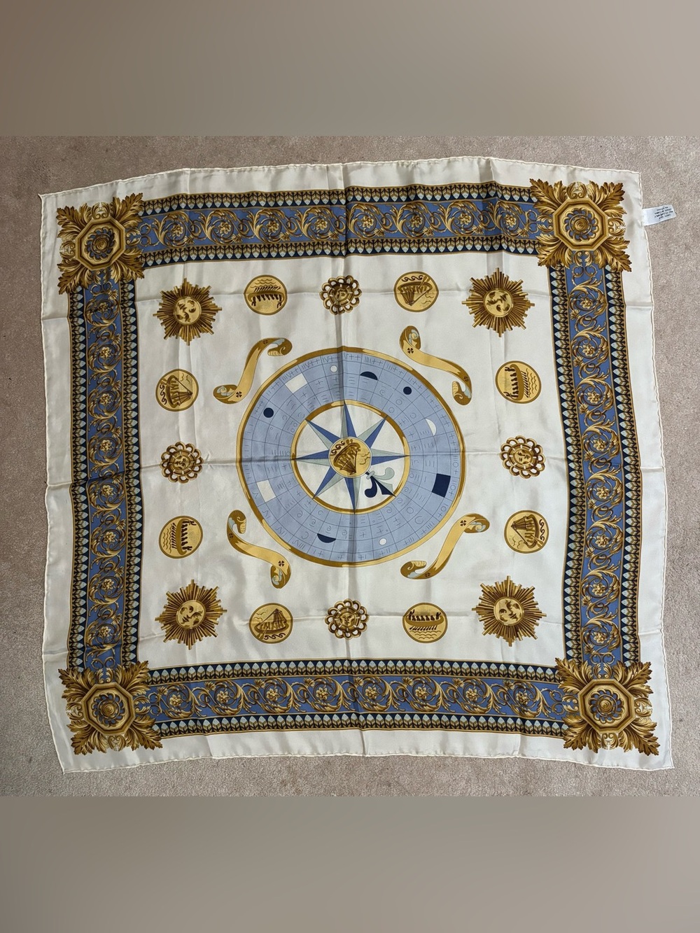 VINTAGE RARE SUN CELESTIAL MAP SCARF
